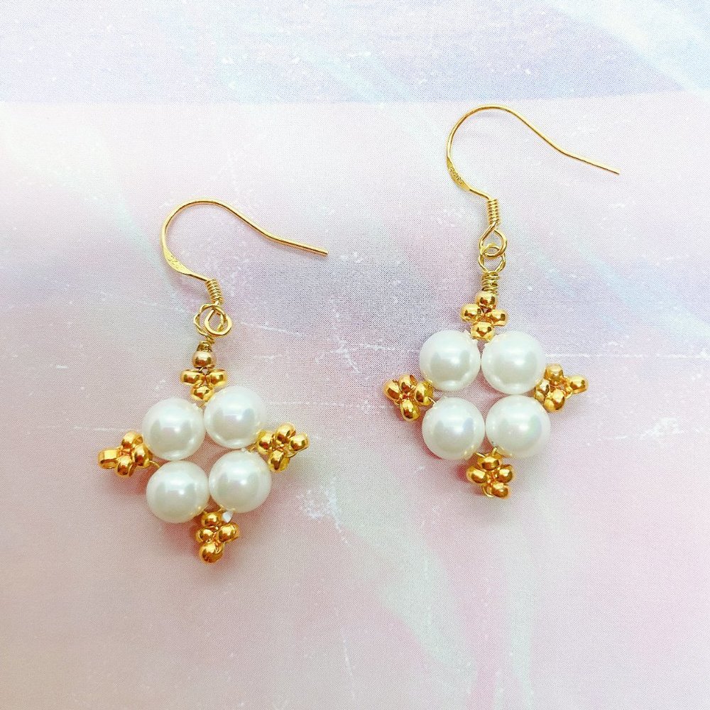 Chic Pearl Handmade Earrings with Vermeil Hooks